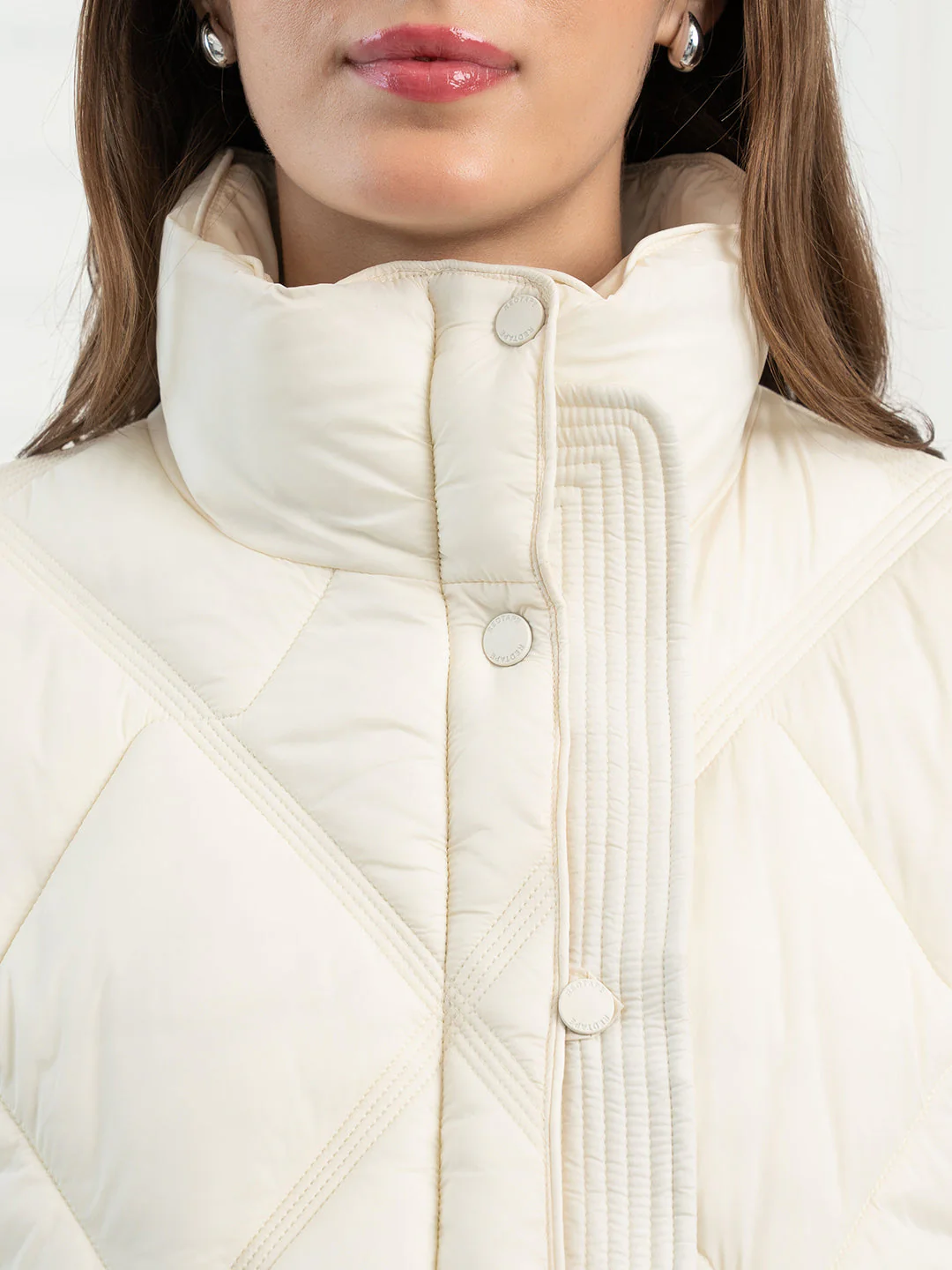 Off-White Padded Jacket for Women - Image 4