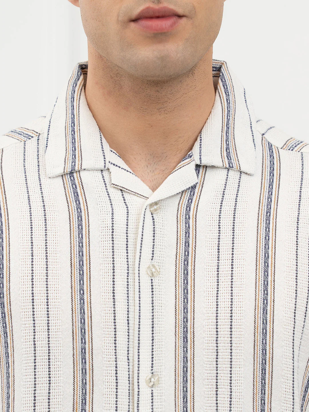 Off White Shirt for Men - Image 4