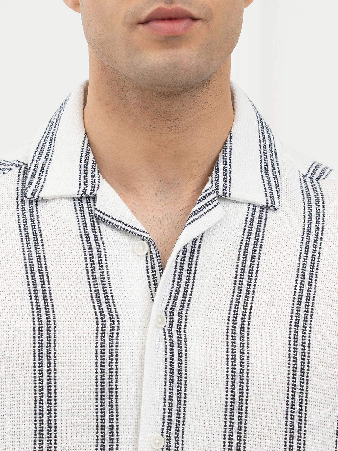 Off White Shirt for Men - Image 4