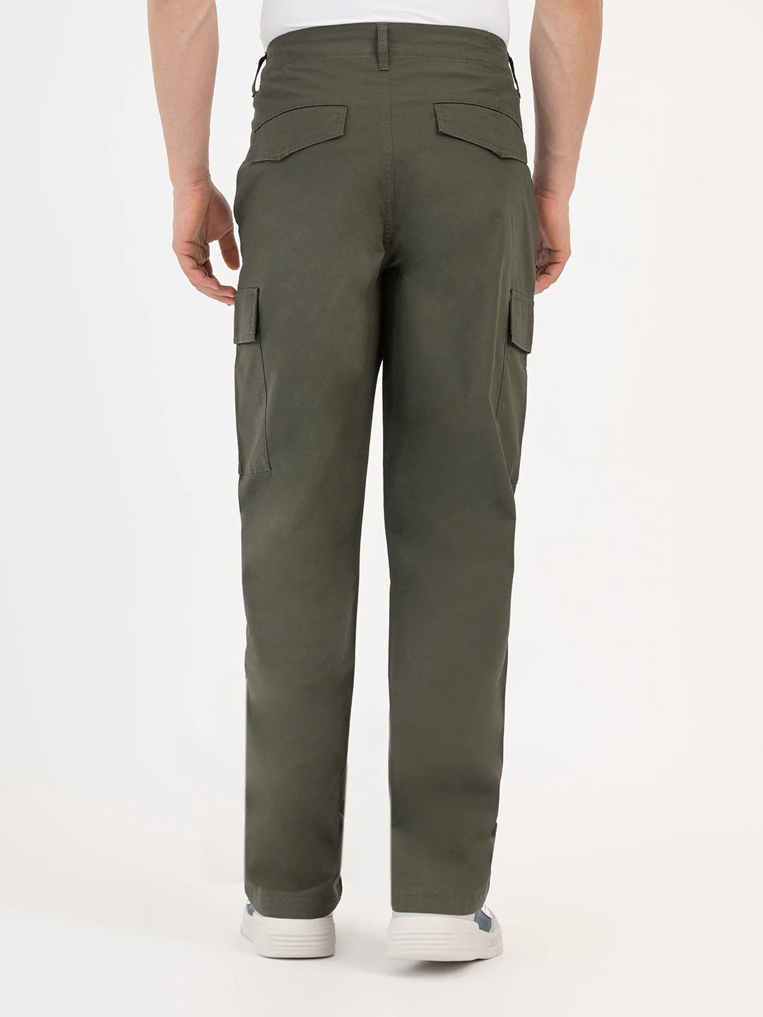 Red Tape Olive Joggers for Men - Image 3