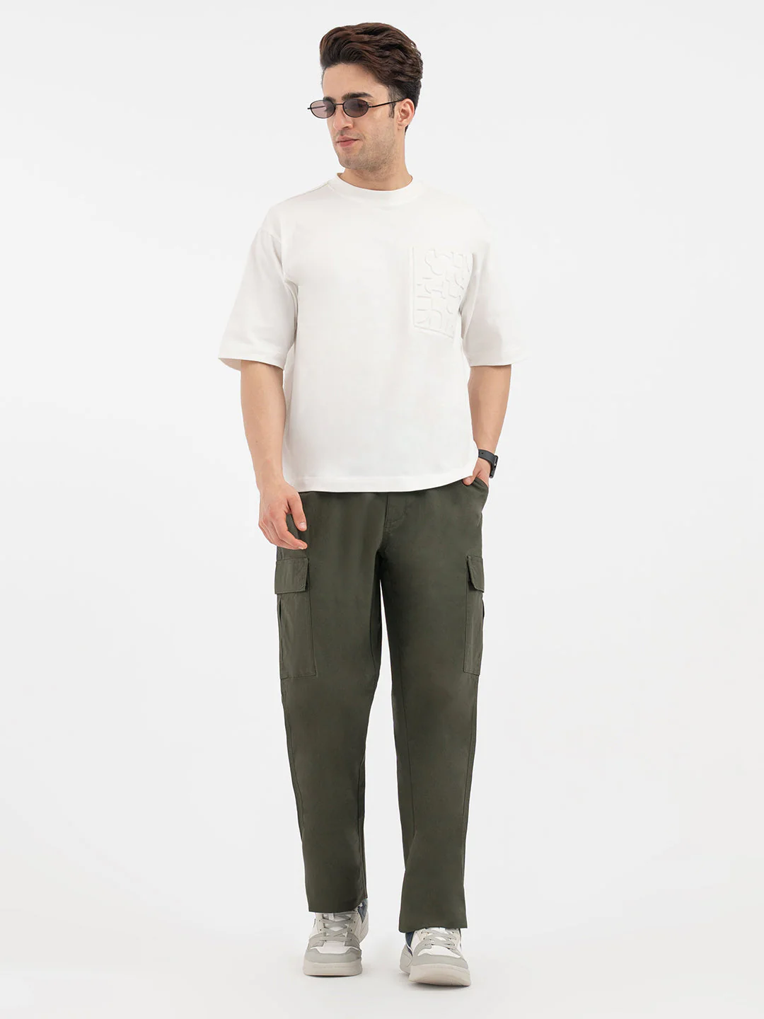 Red Tape Olive Joggers for Men - Image 5