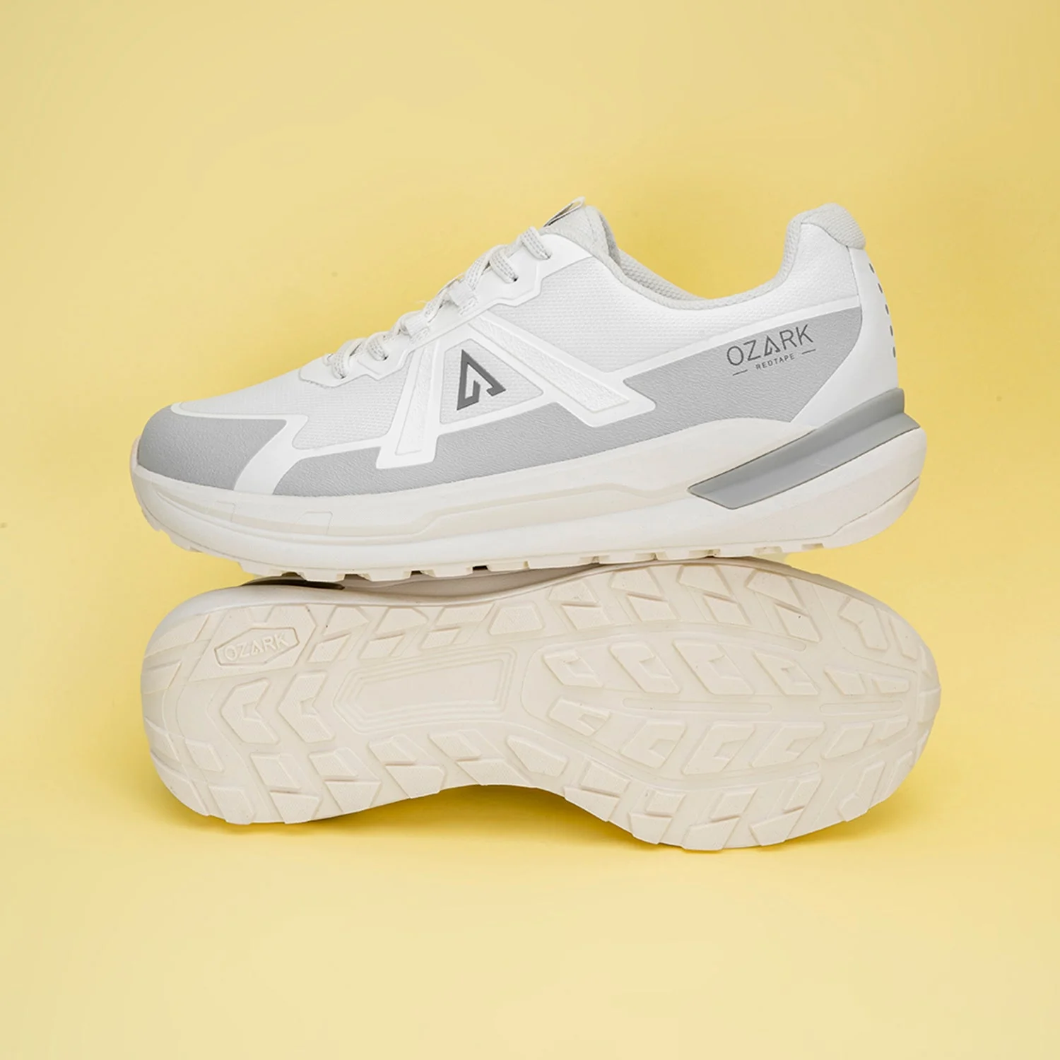 White Trail Running Shoes for Men | Low-Cut Outdoor - Image 6