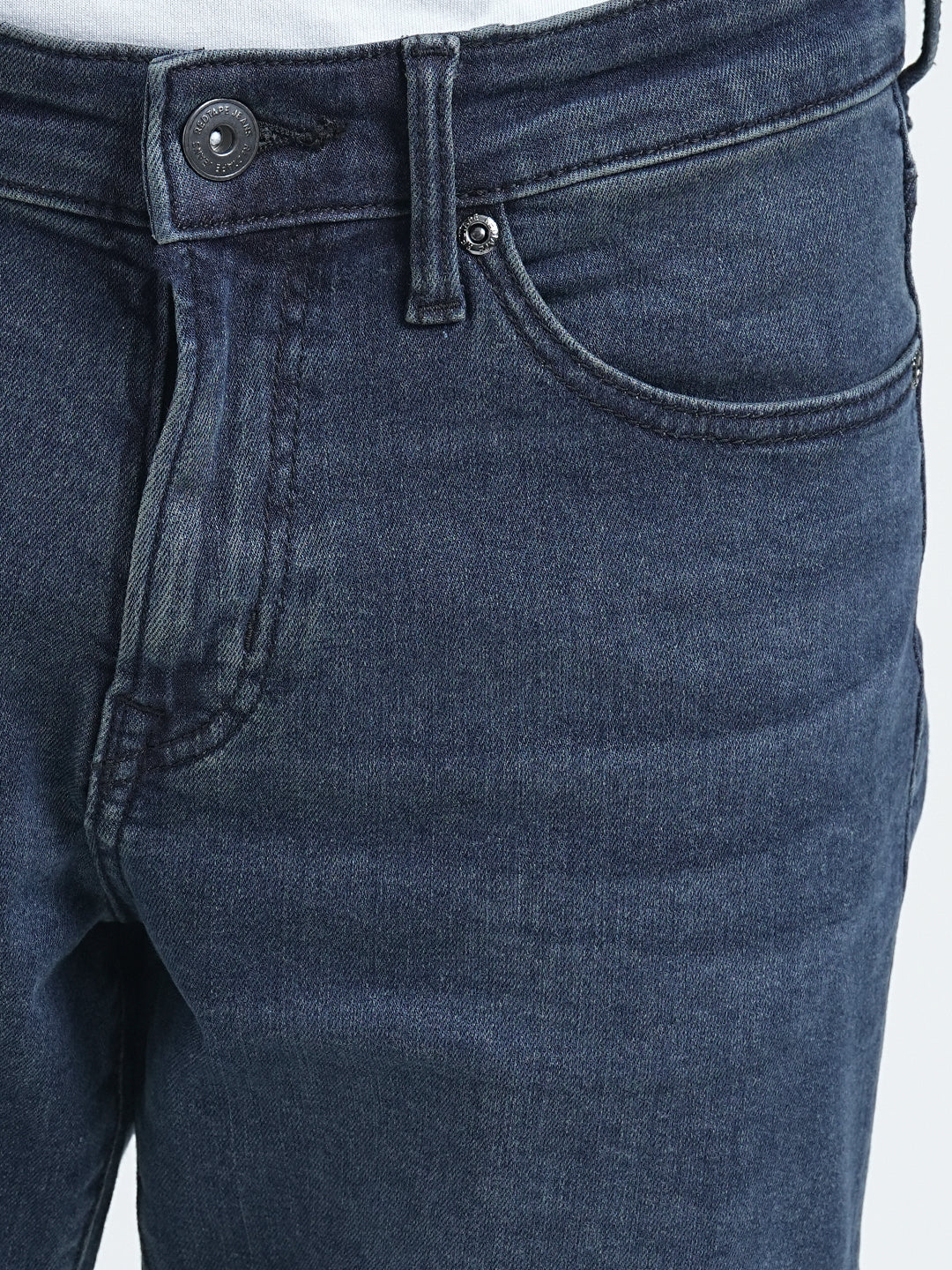 Straight Fit Vintage Jeans for Men | Timeless Everyday Denim - Image 5