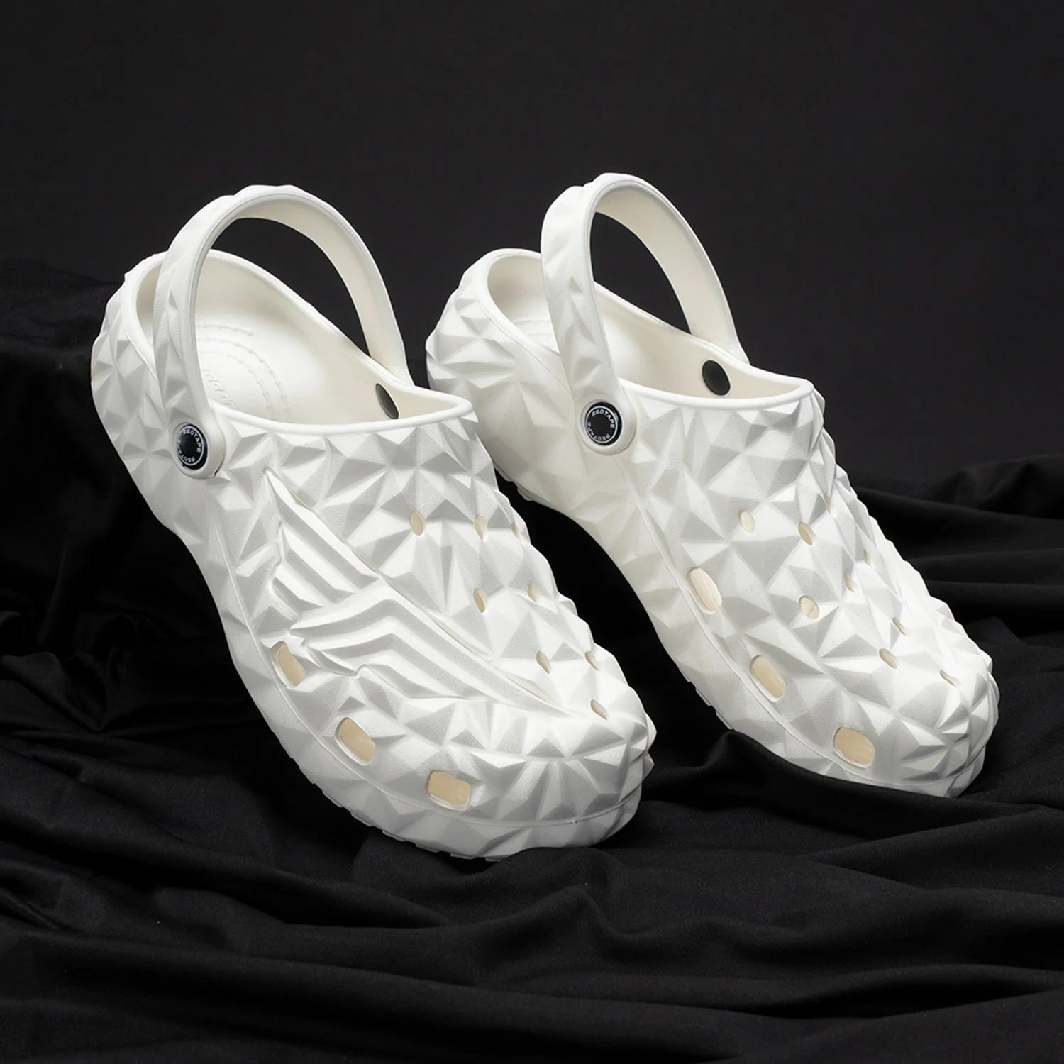 Unisex-Clogs-for-Easy-Casual-Comfort - Image 6