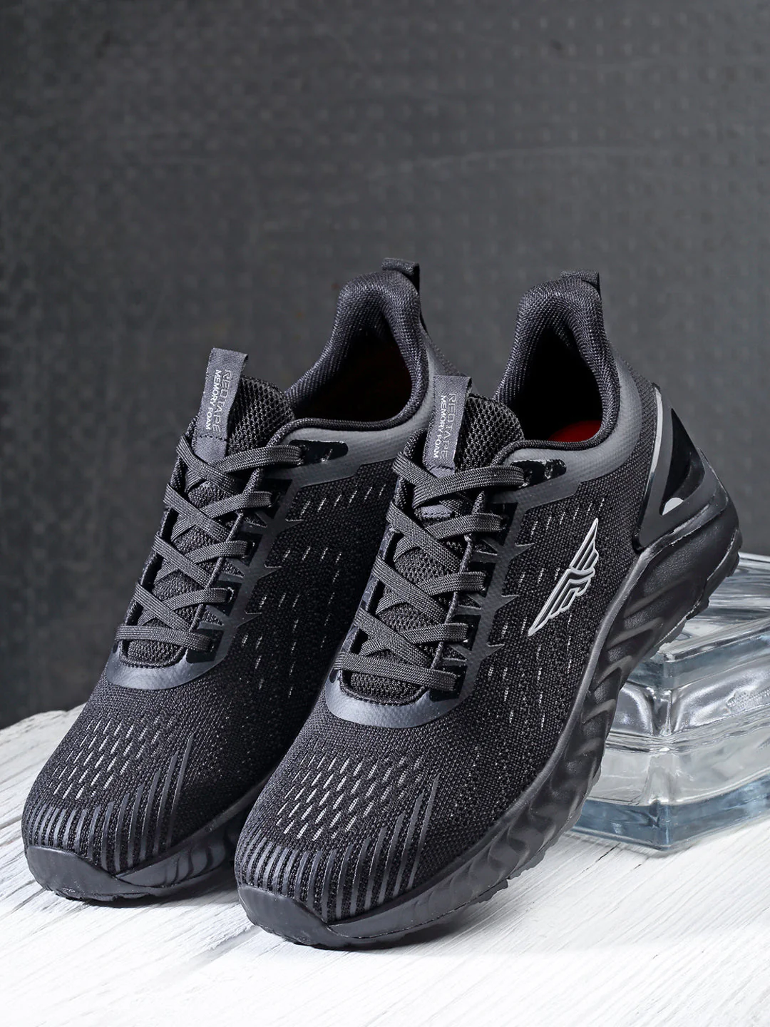 Walking-Sports-Shoes-for-Men-|-Soft-Cushioned-Insole,-Slip-Resistance,-Dynamic-Feet-Support,-Arch-Support-&-Shock-Absorption - Image 6