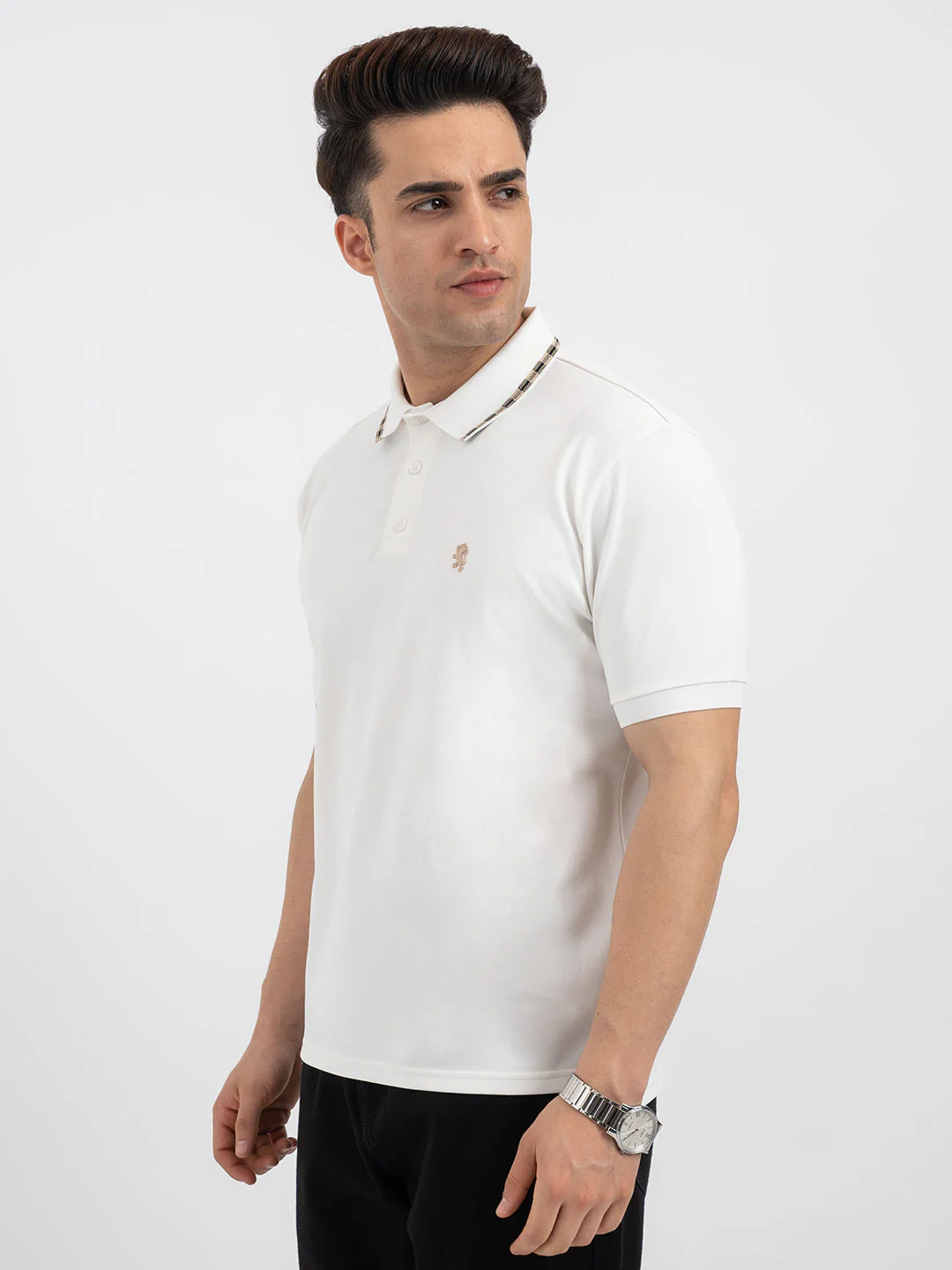 Red Tape White Polo T-Shirt for Men - Image 2