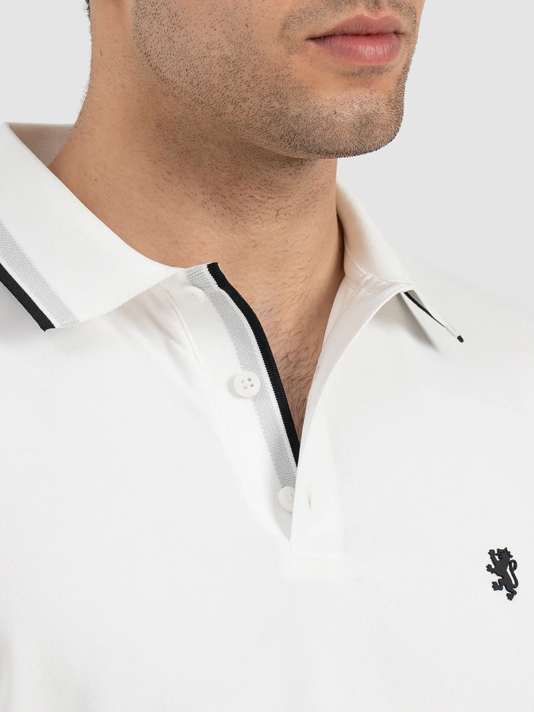 Red Tape White Polo T-Shirt for Men - Image 7