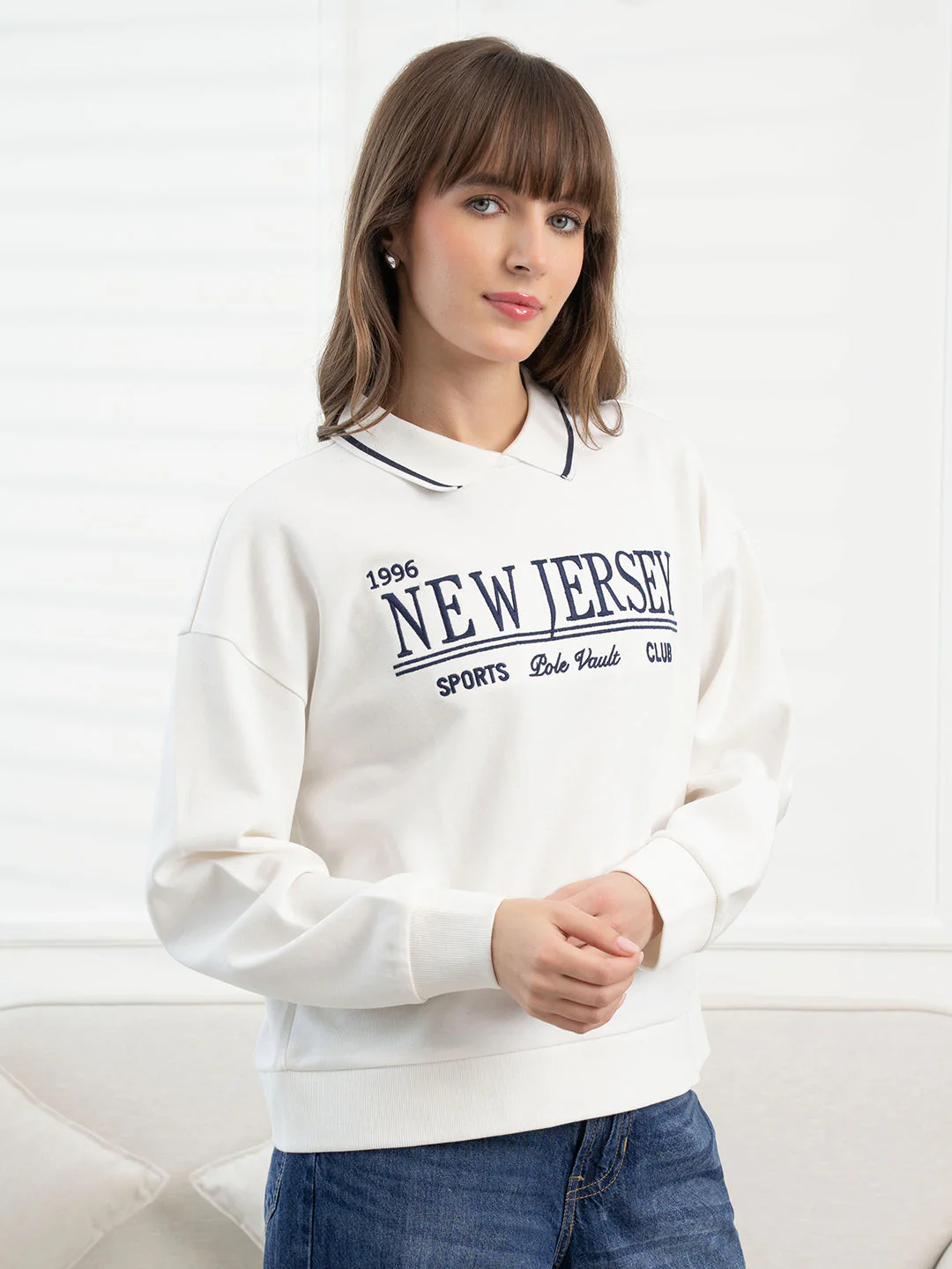 White Sweatshirt for Women - Image 3