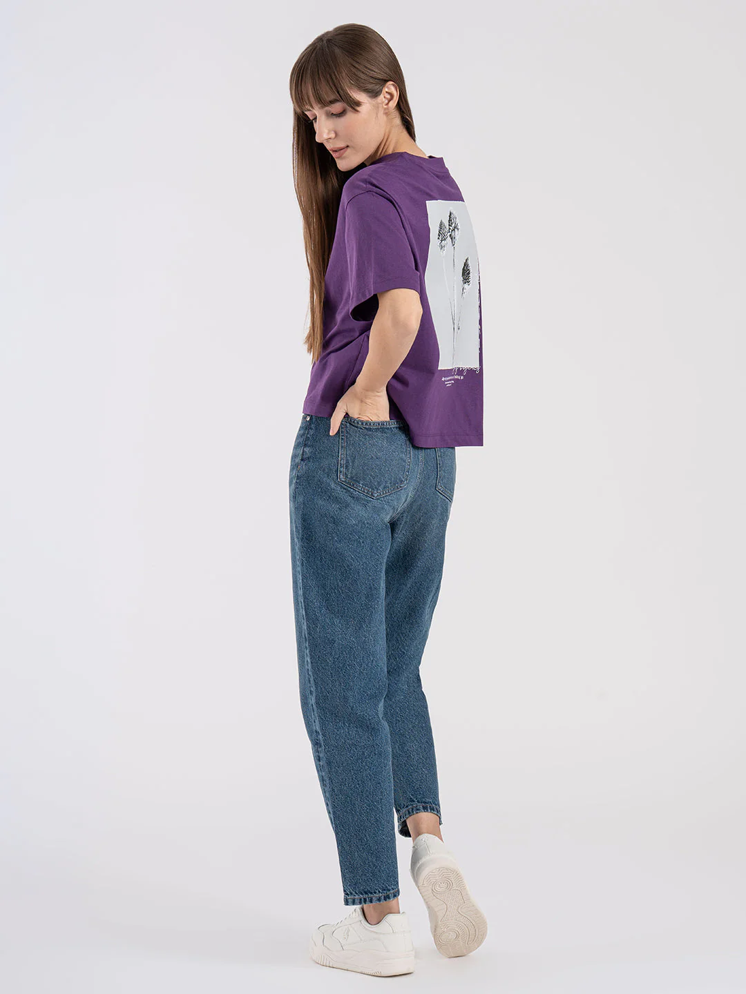 Women's Graphic Round Neck T-Shirt - Image 7