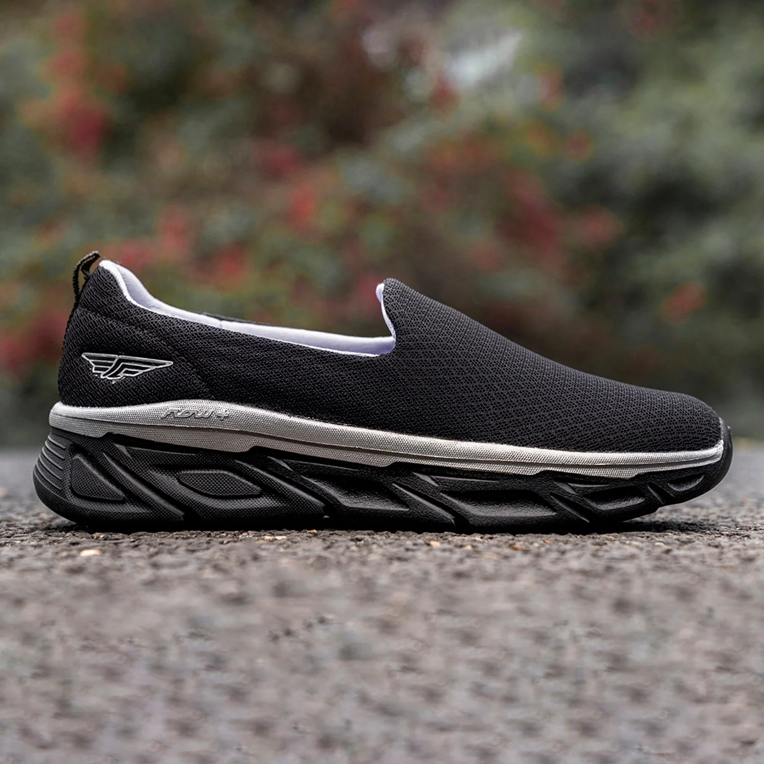 Women's Black Walking Slip-On Shoes for Lightweight Comfort - Image 6