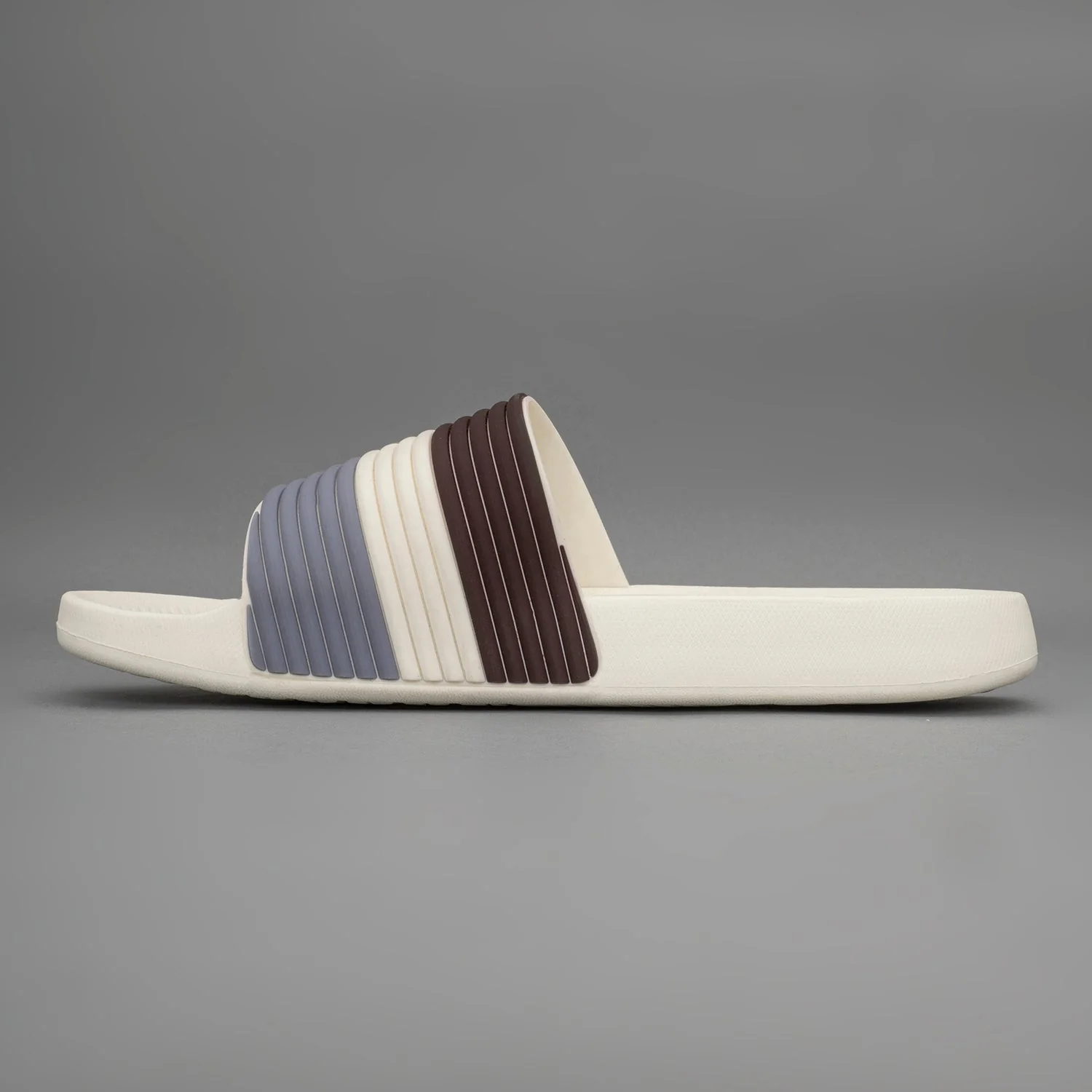 Women's Casual Pool Sliders for Everyday Comfort - Image 3