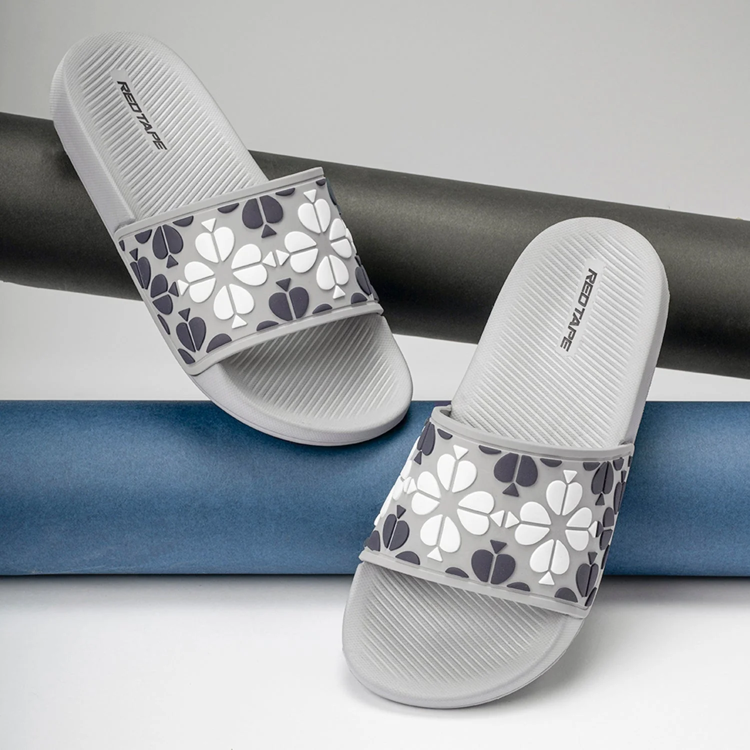 Women's Casual Pool Sliders for Everyday Comfort - Image 6