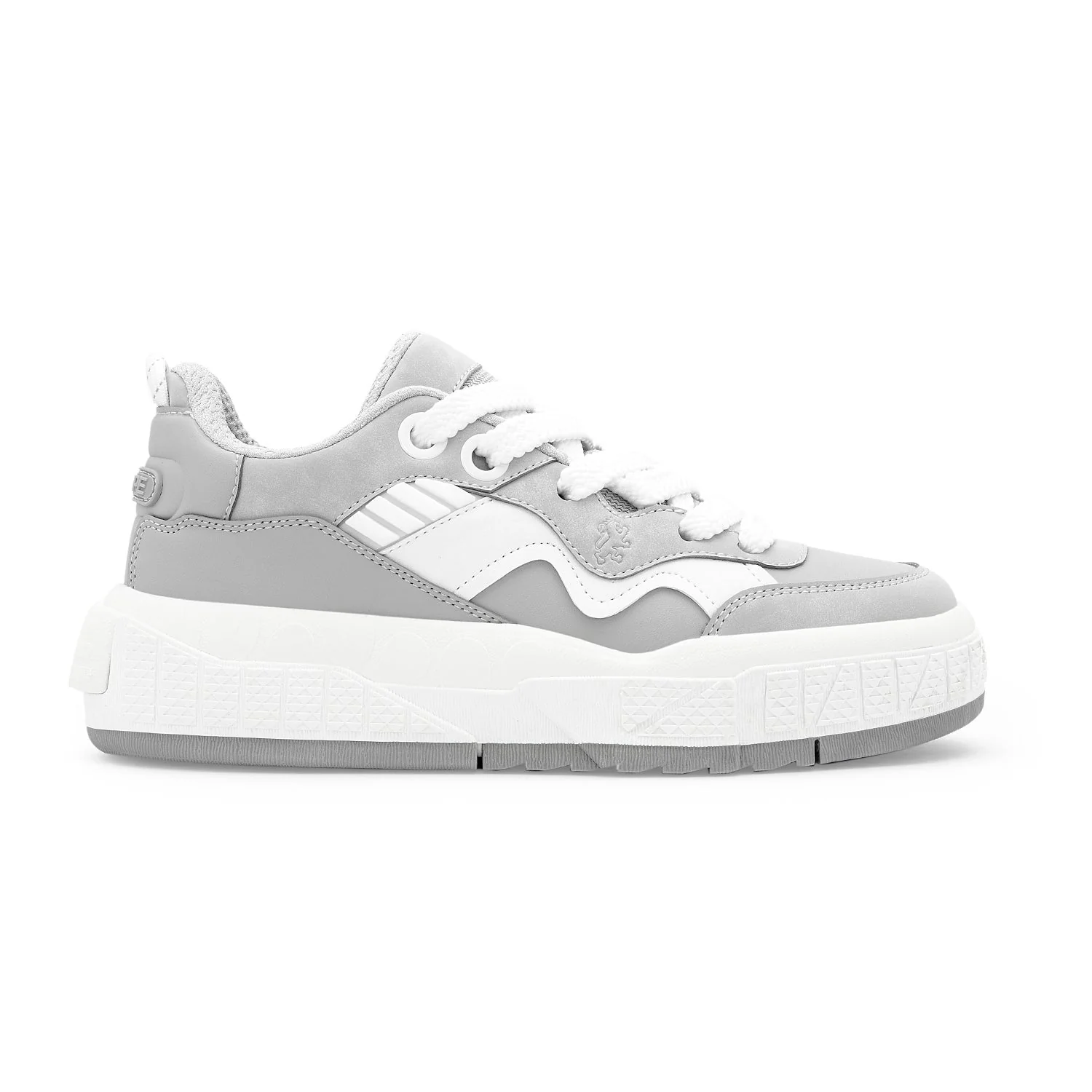 Women's Lifestyle Sneakers for Elevated Everyday Style - Image 2
