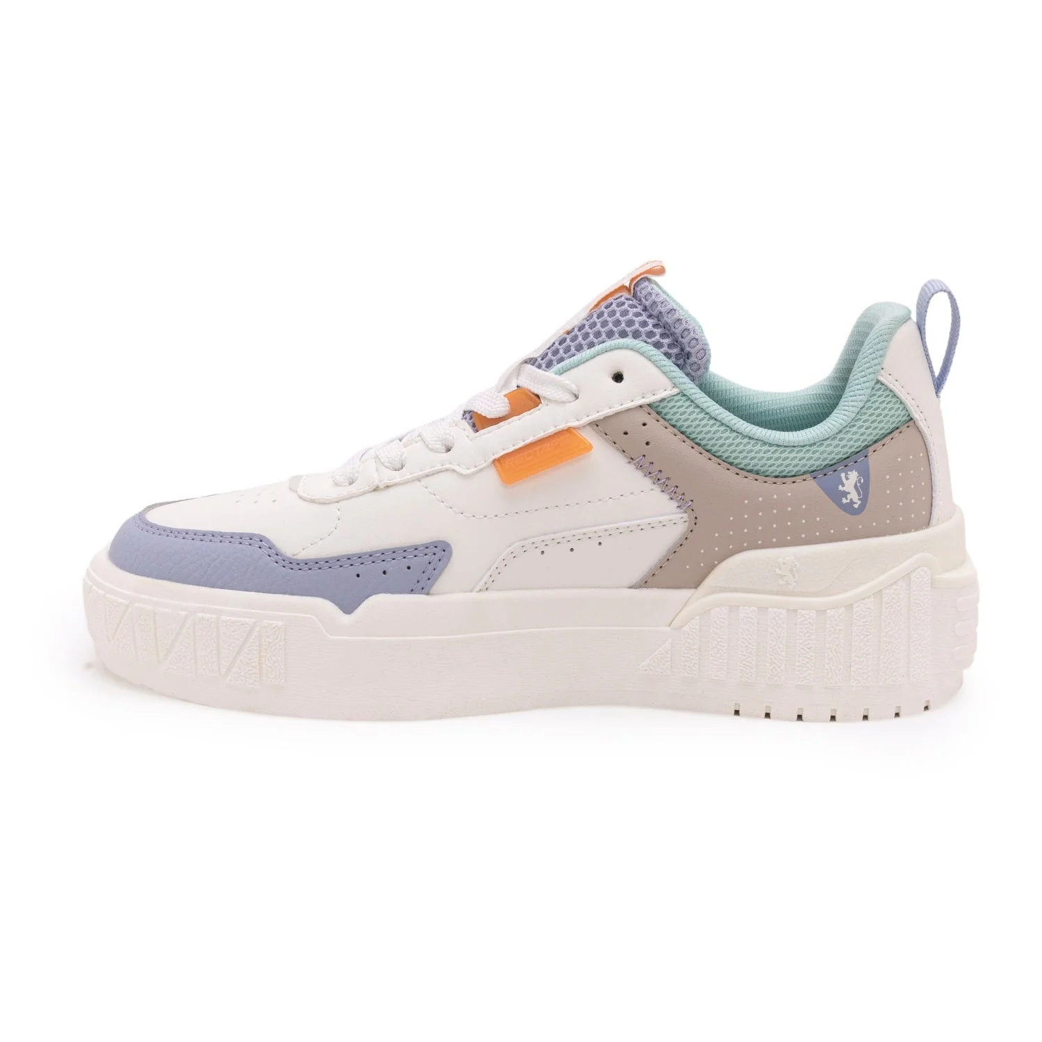 Women's Lifestyle Sneakers for Everyday Comfort - Image 2