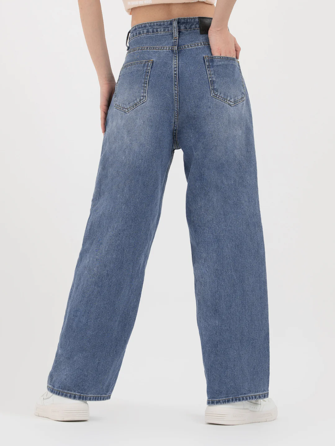 Womenâ€™s Light Blue Baggy Jeans - Image 5