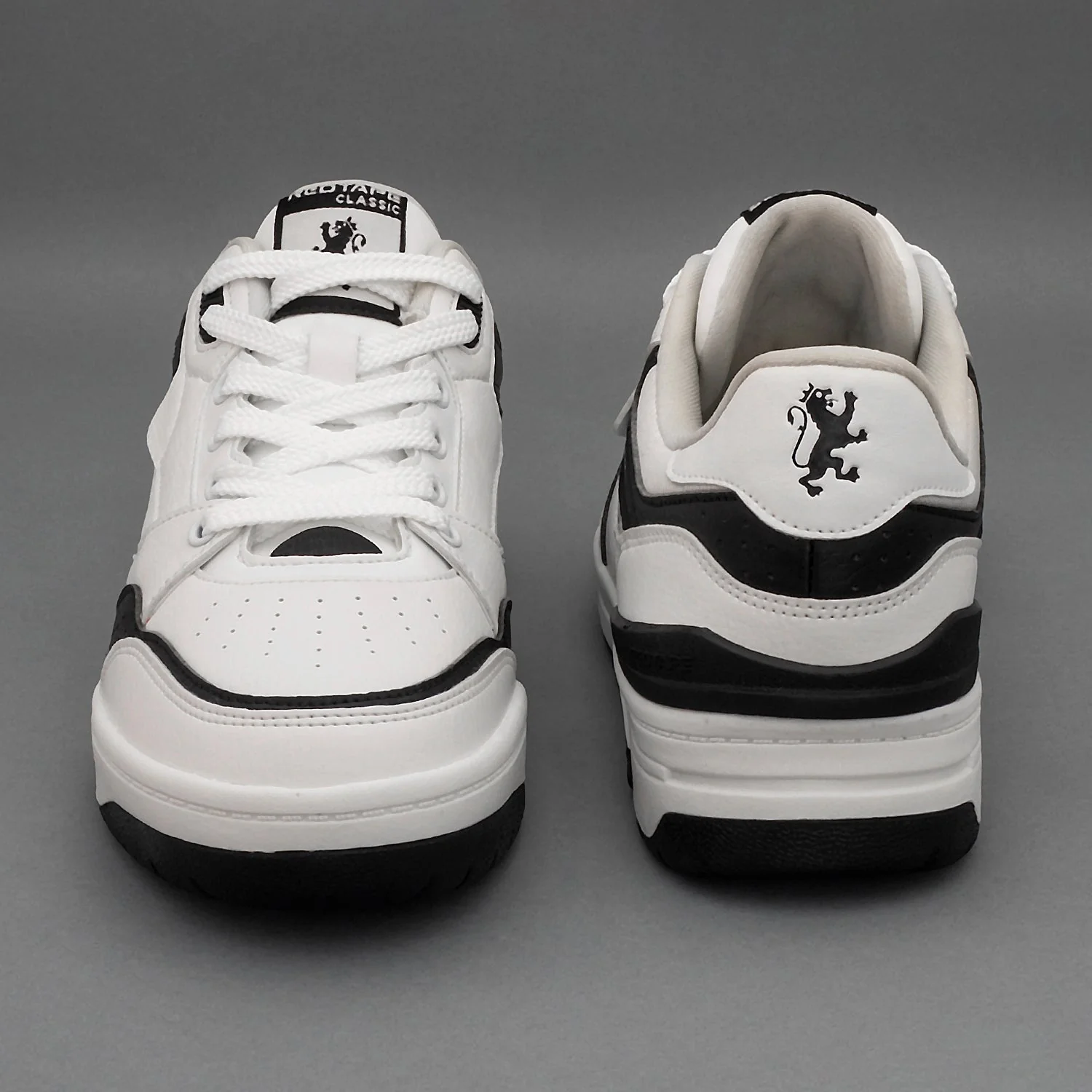 Women's  Sneakers for Everyday Street Style - Image 4