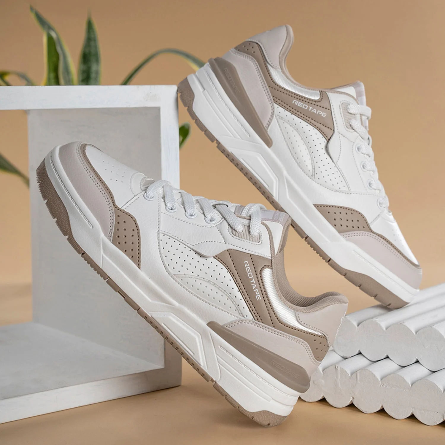 Women's  Sneakers for Everyday Street Style - Image 6