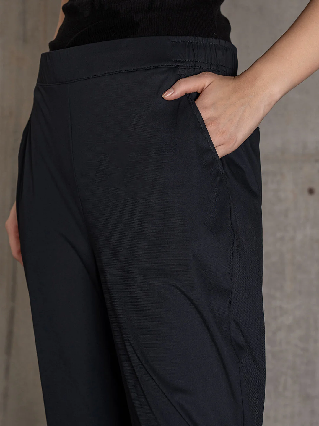 Womens Solid Active Pant - Image 5
