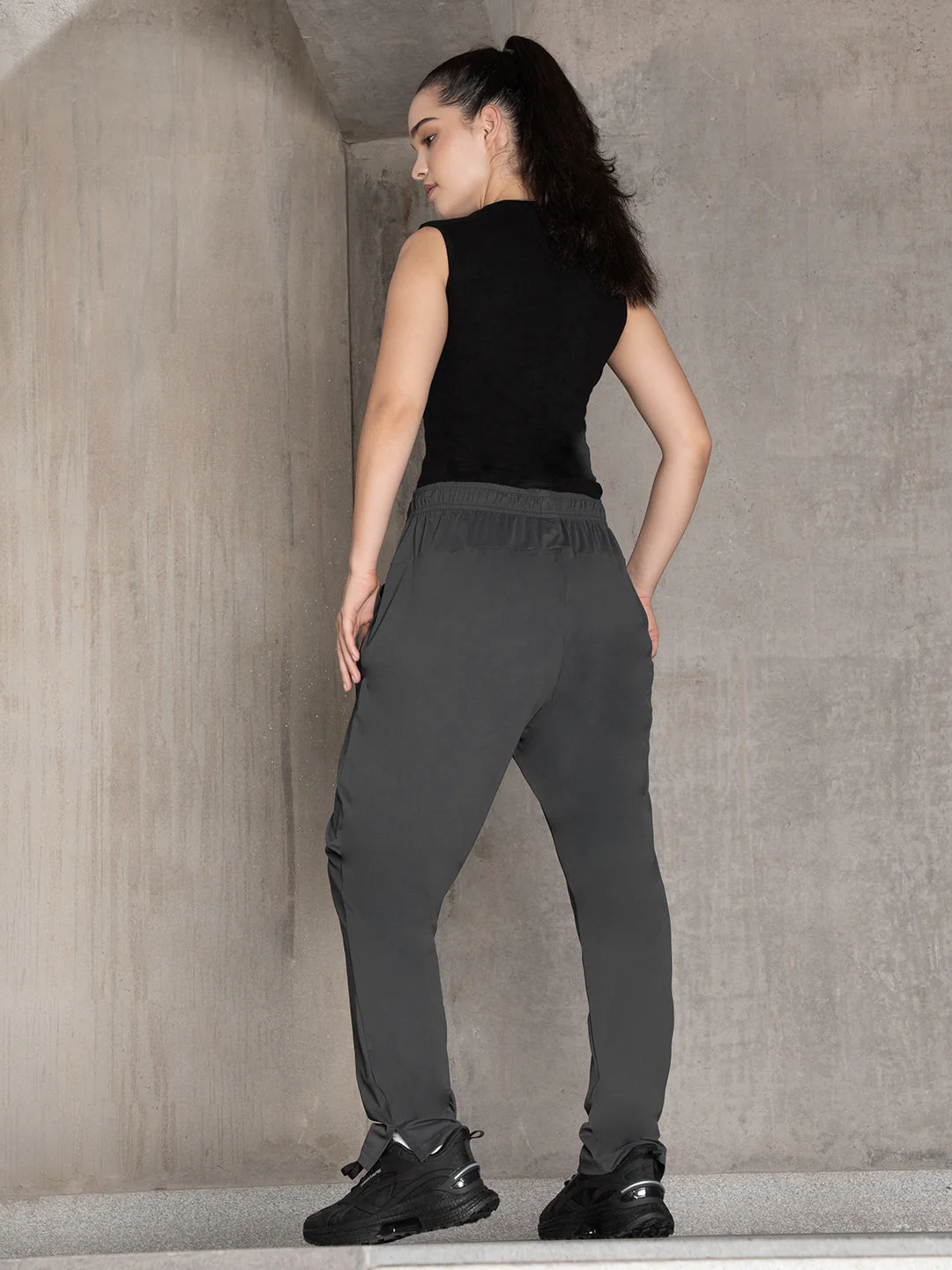 Womens Solid Active Pant - Image 4
