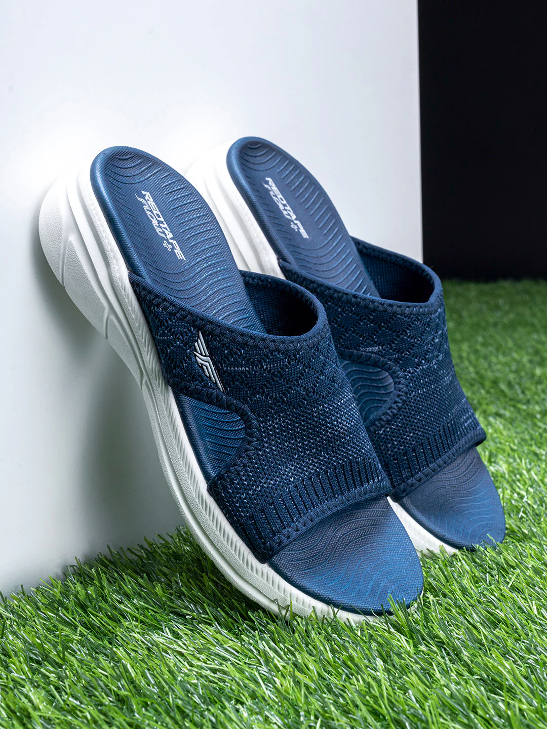 Womens-Sports-Sandals-in-Navy-|-Casual-Wide-Strap-Sandals - Image 6