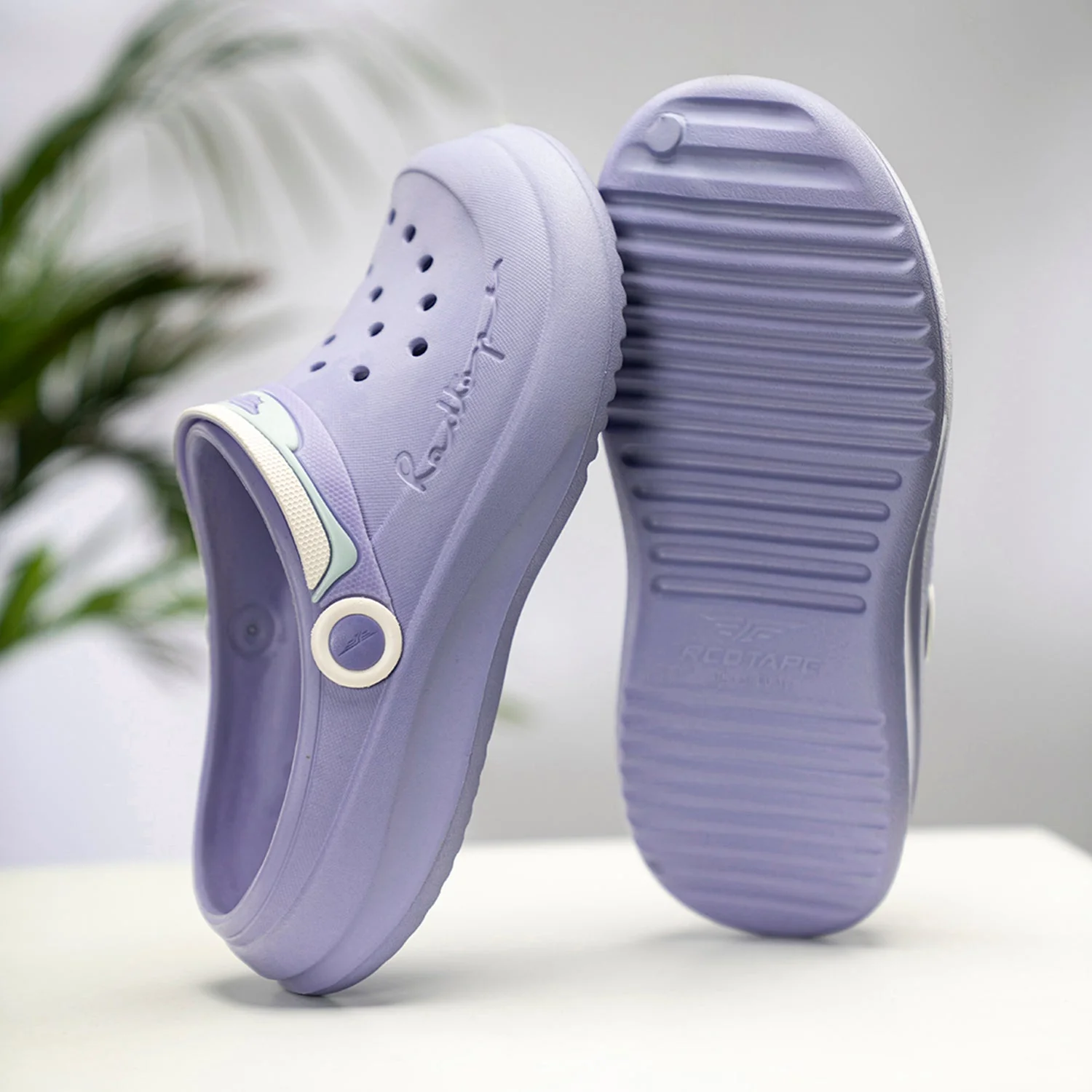 Women's  Clogs for Easy Casual Comfort - Image 6