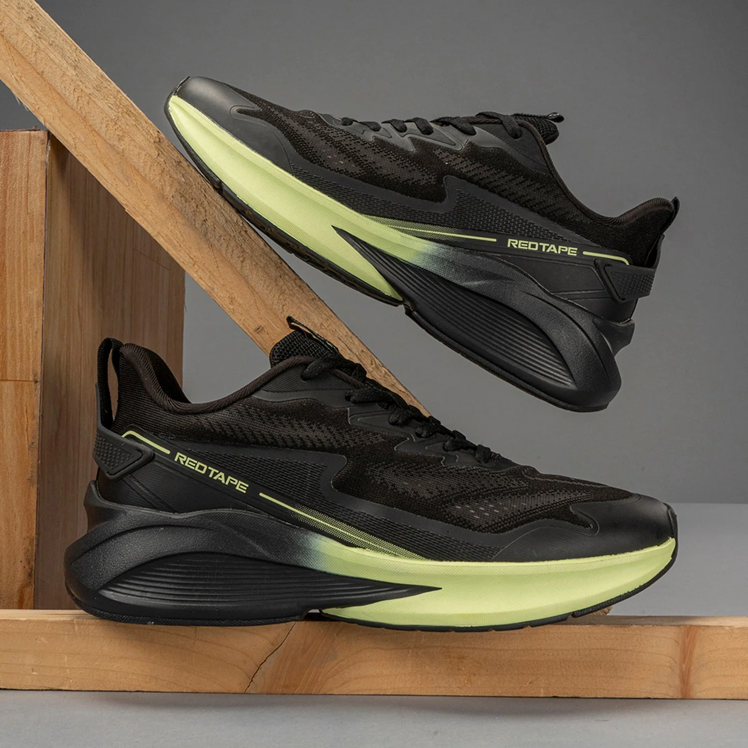 Athleisure Shoes for Men | Cultured Round-Toe Shape & Cushioning Technology - Image 6