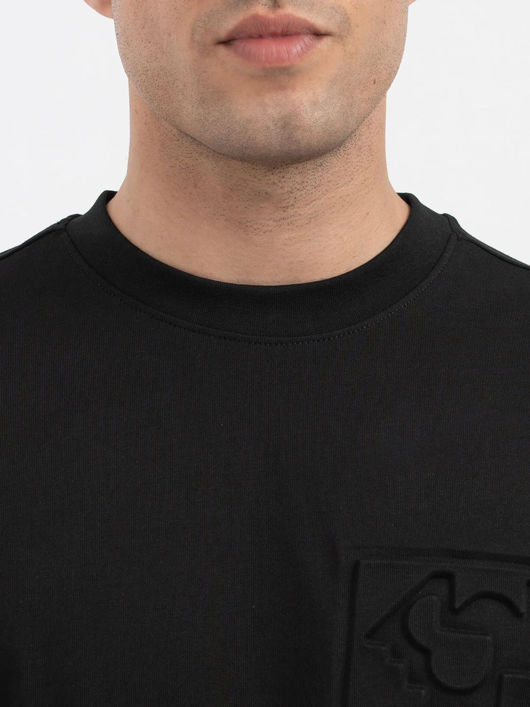 Red Tape Black T-Shirt for Men - Image 4