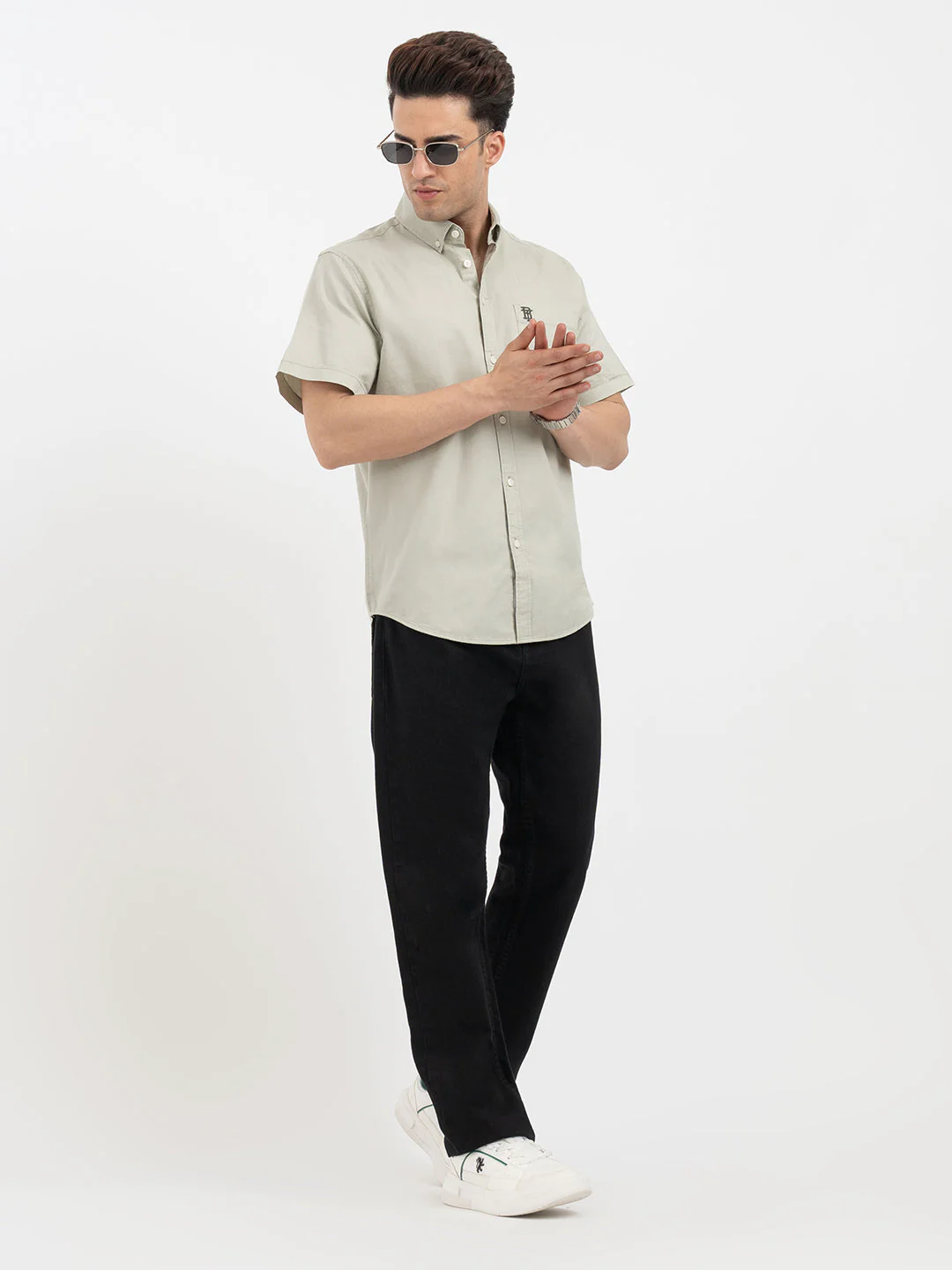 Red Tape Light Green Shirt for Men - Image 5