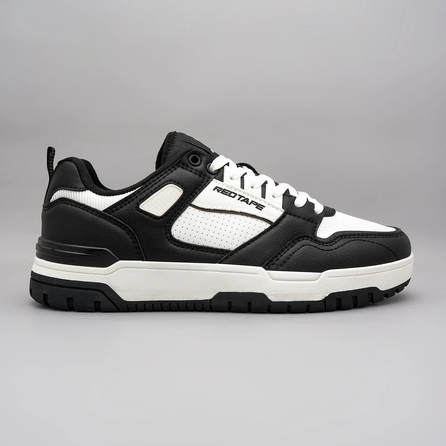 Men's Sneakers for Casual Everyday Comfort - Image 2