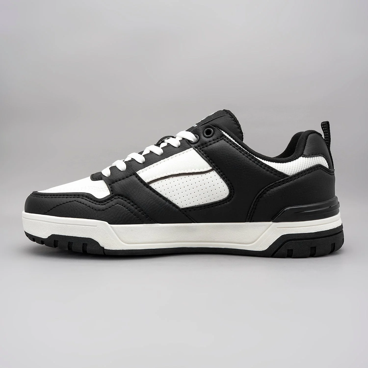 Men's Sneakers for Casual Everyday Comfort - Image 3