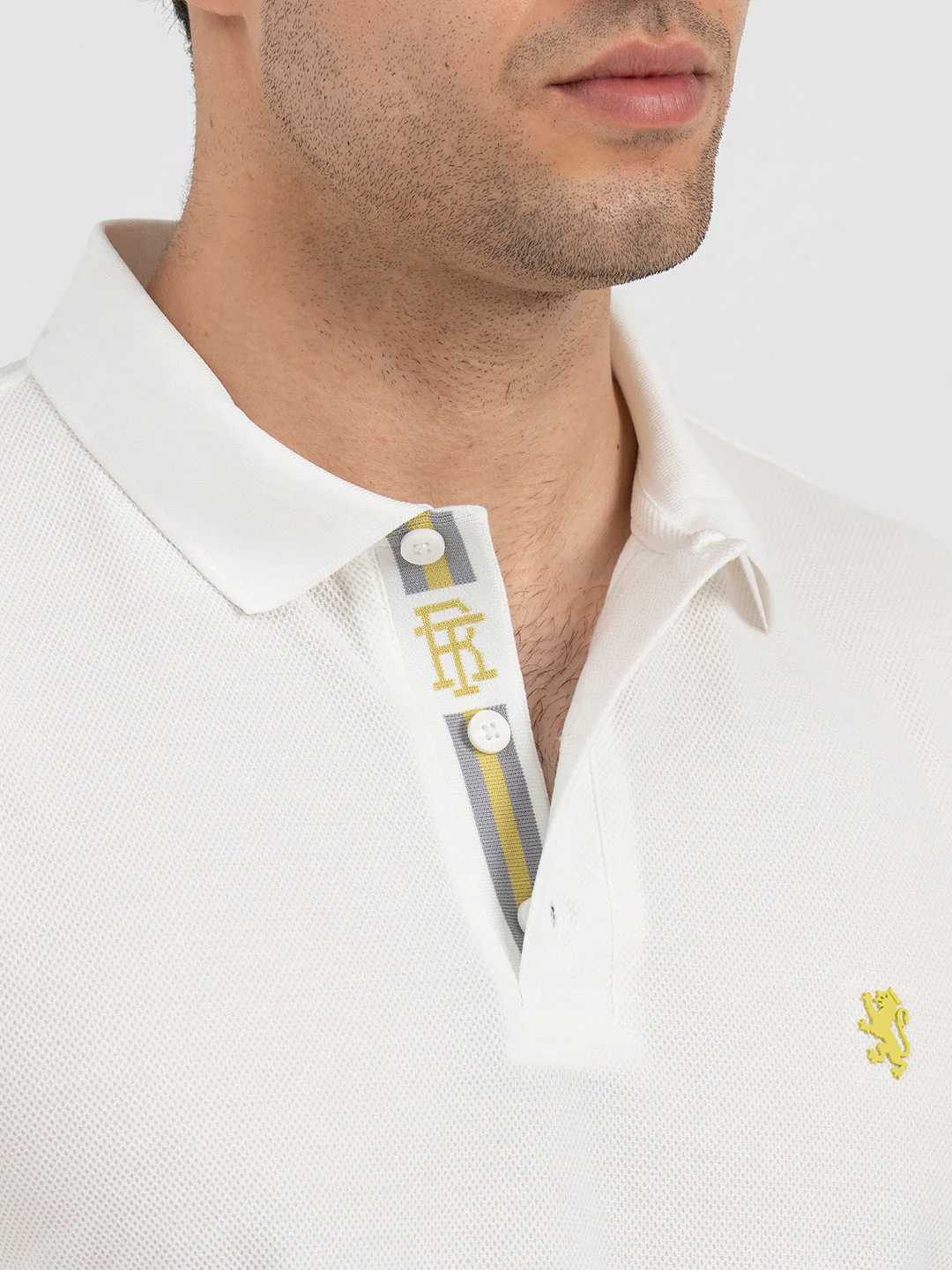 Red Tape White Polo T-Shirt for Men - Image 7