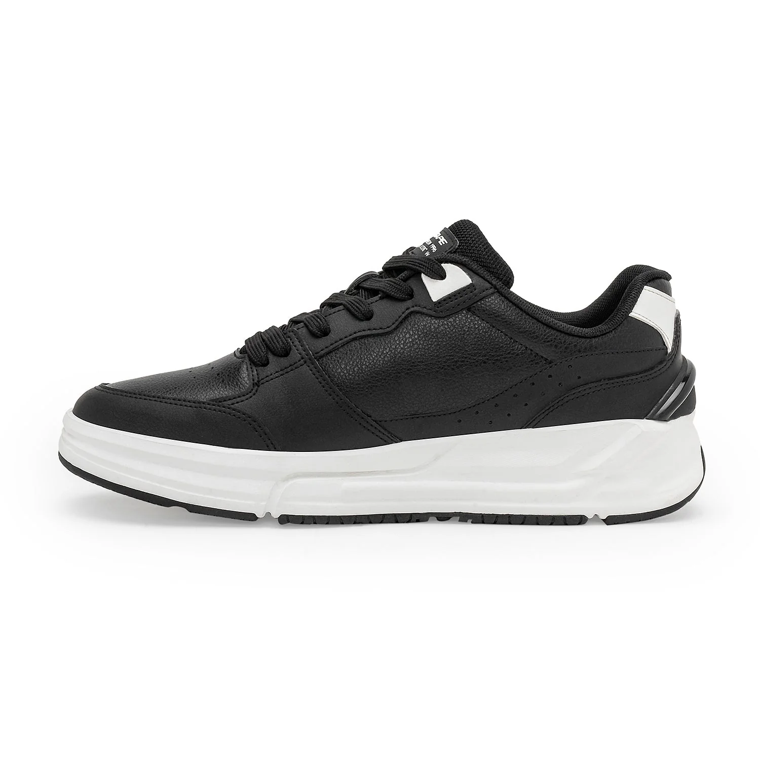 Athleisure Shoes for Men |CultuRed Round-Toe Shape, Cushioning Technology & Smart Ventilation - Image 4