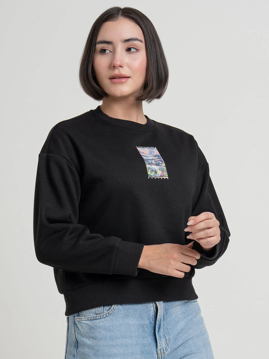 Black Graphic Sweatshirt for Women | Sweatshirts for Women for Winter Comfort - Image 4