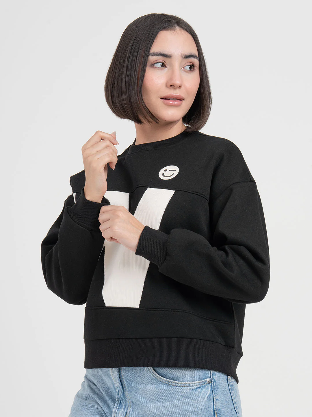 Black Graphic Sweatshirt for Women | Casual Everyday Comfort - Image 4
