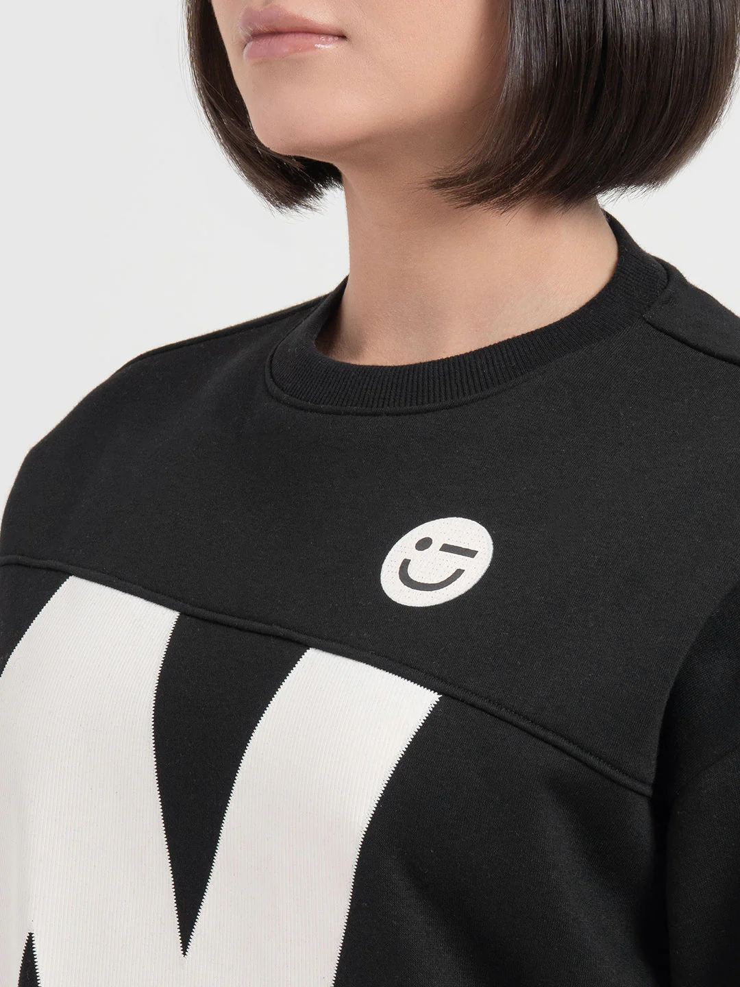 Black Graphic Sweatshirt for Women | Casual Everyday Comfort - Image 6