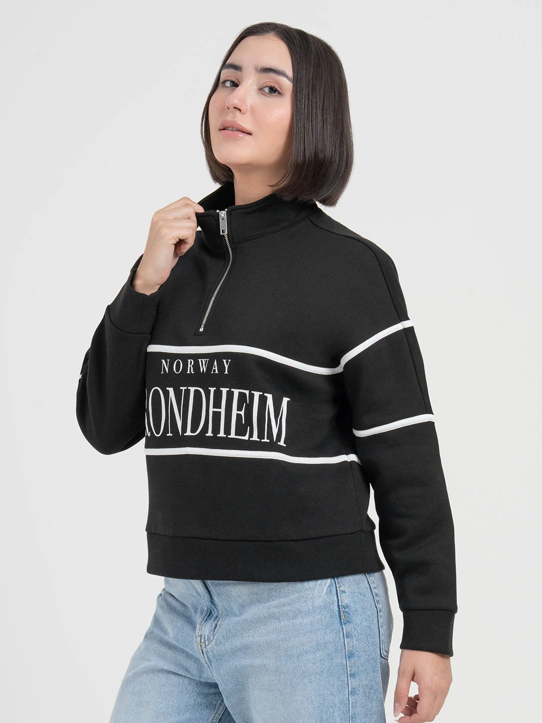 Black Half-Zip Sweatshirt for Women | Effortless Everyday Style - Image 4