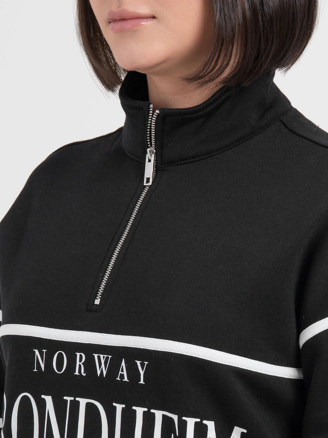 Black Half-Zip Sweatshirt for Women | Effortless Everyday Style - Image 6