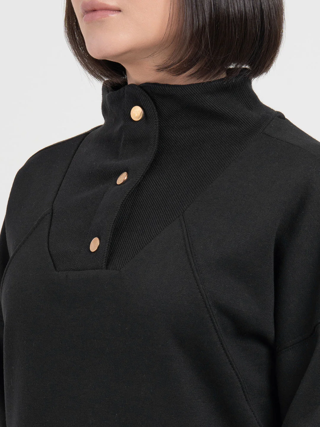 Black Sweatshirt for Women | Style for Elevated Casual Comfort - Image 6