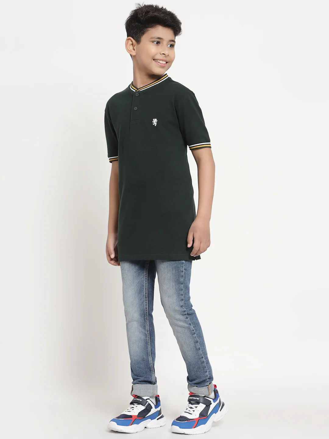 Boys Dark Green Solid T-Shirt - Image 5