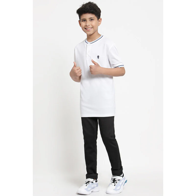Boys White Solid T-Shirt - Image 5