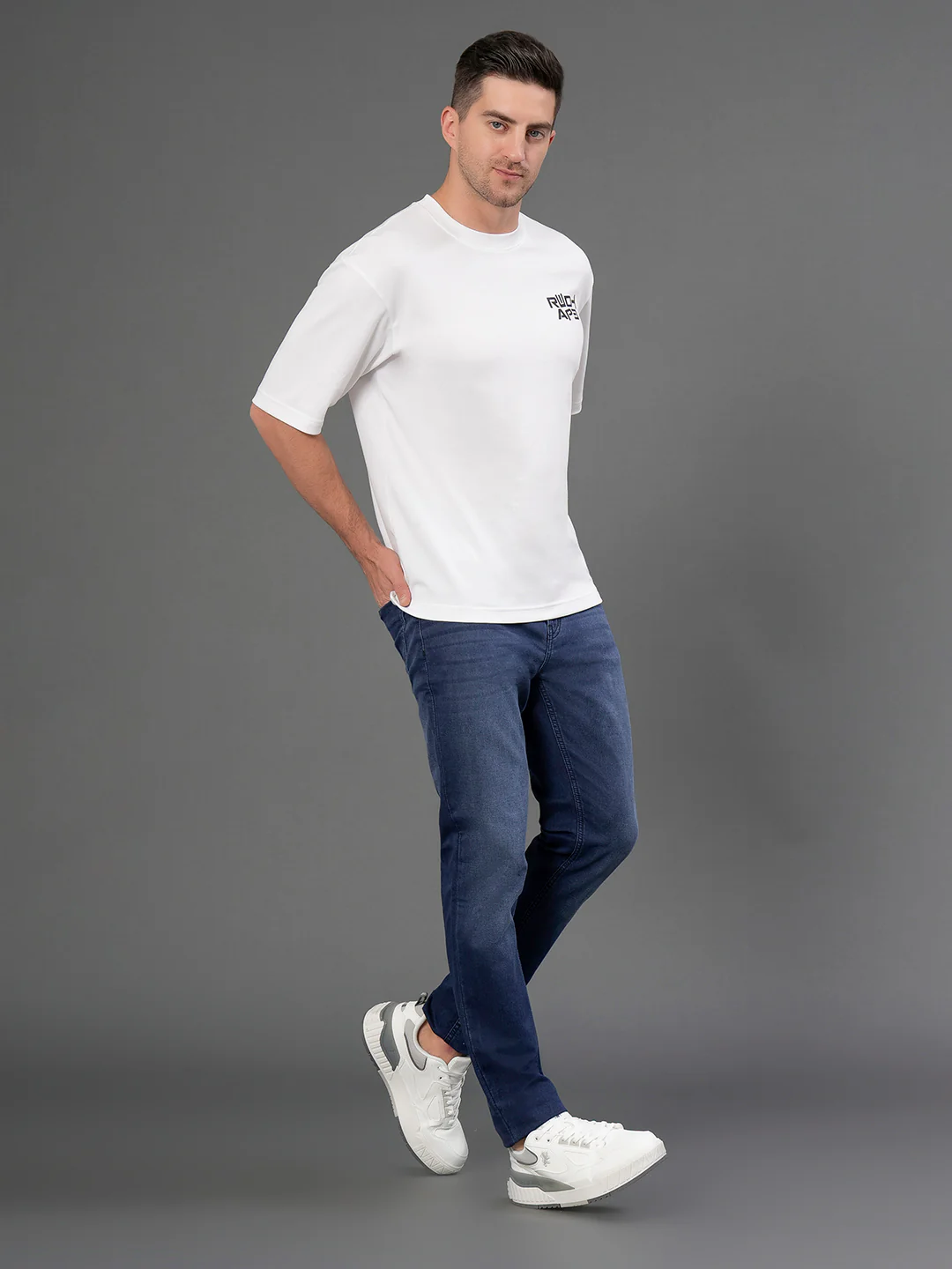 Classic Skinny Jeans for Men - Image 5