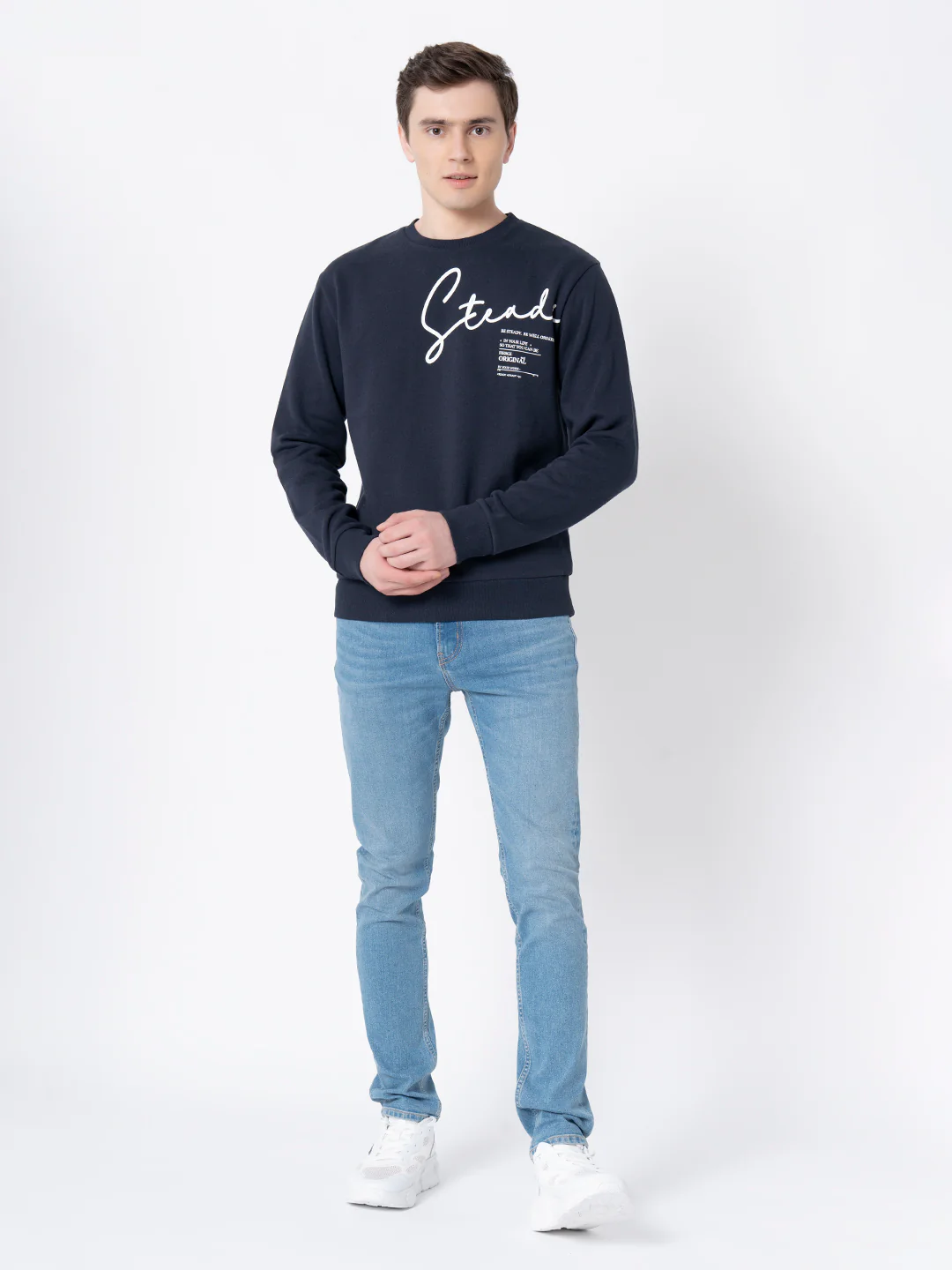 Comfy Navy Round Neck Sweatshirt For Men - Image 6