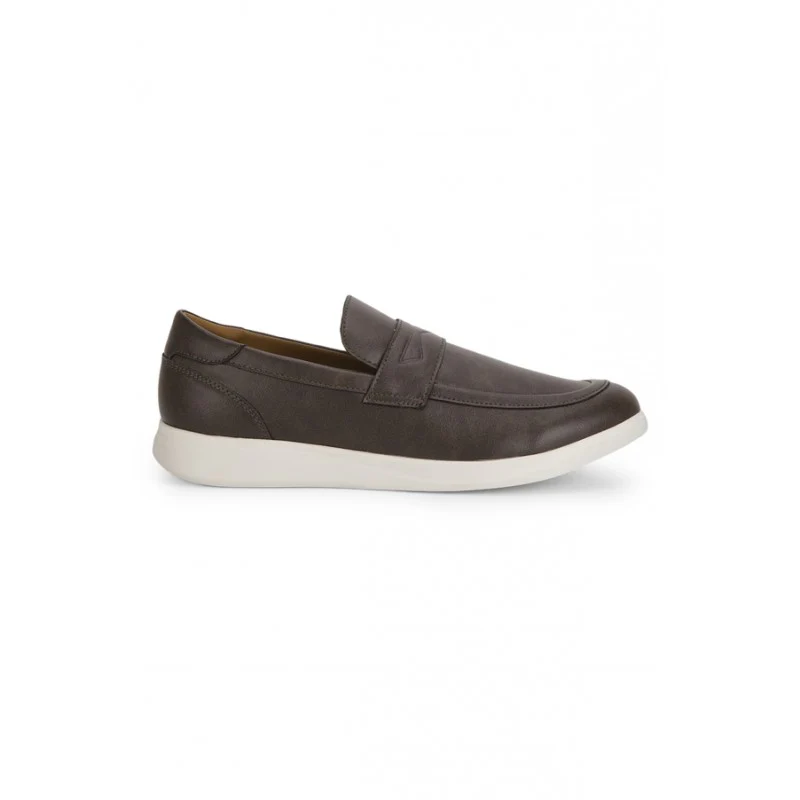 Men Brown Loafers - Image 2