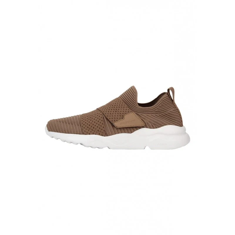 Men Camel Walking Shoes - Image 3