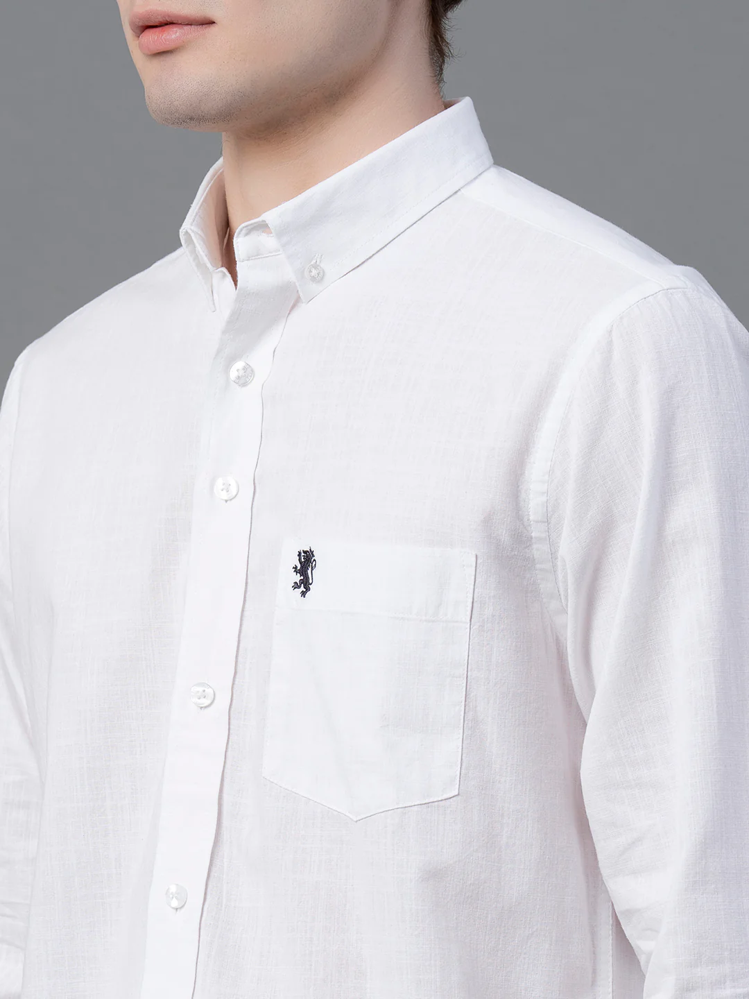 Men White Solid Shirts - Image 3