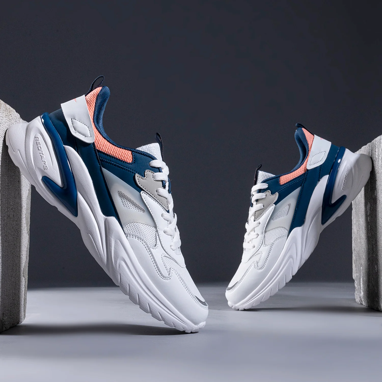 Men White Walking Shoes - Image 6