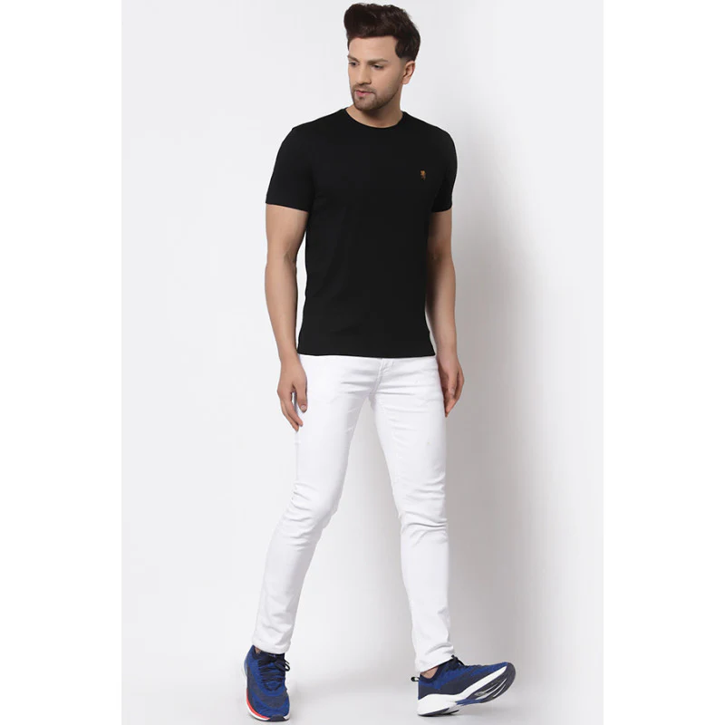Men Black Solid T-Shirt - Image 4