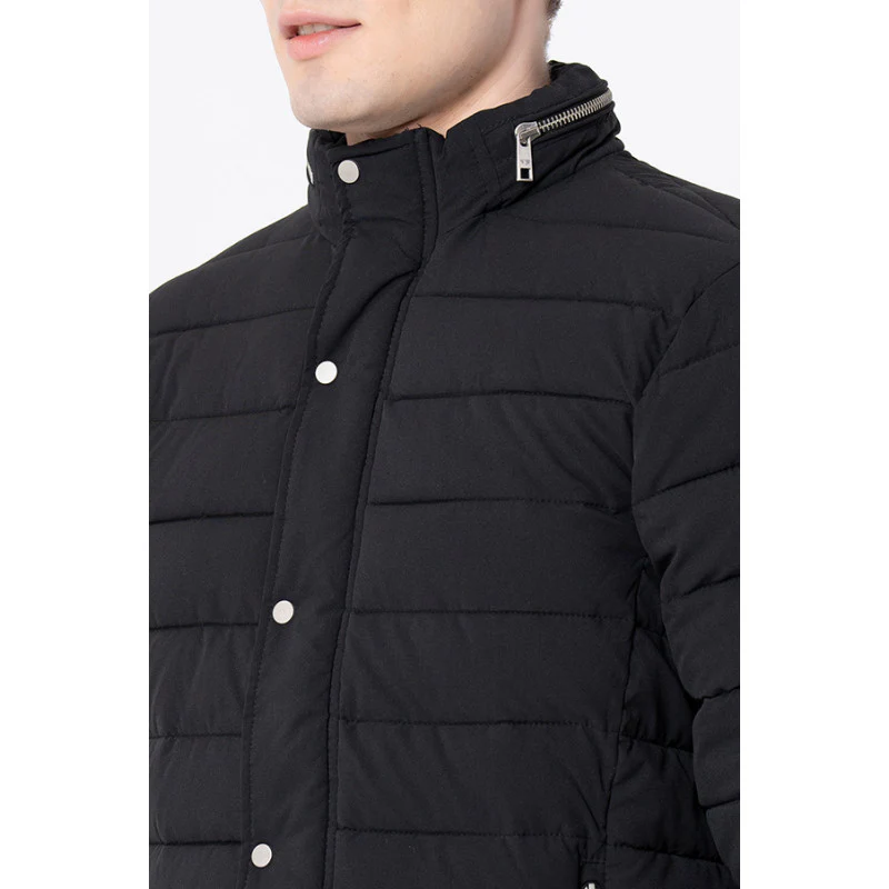 Men's Black  Solid Jacket - Image 4