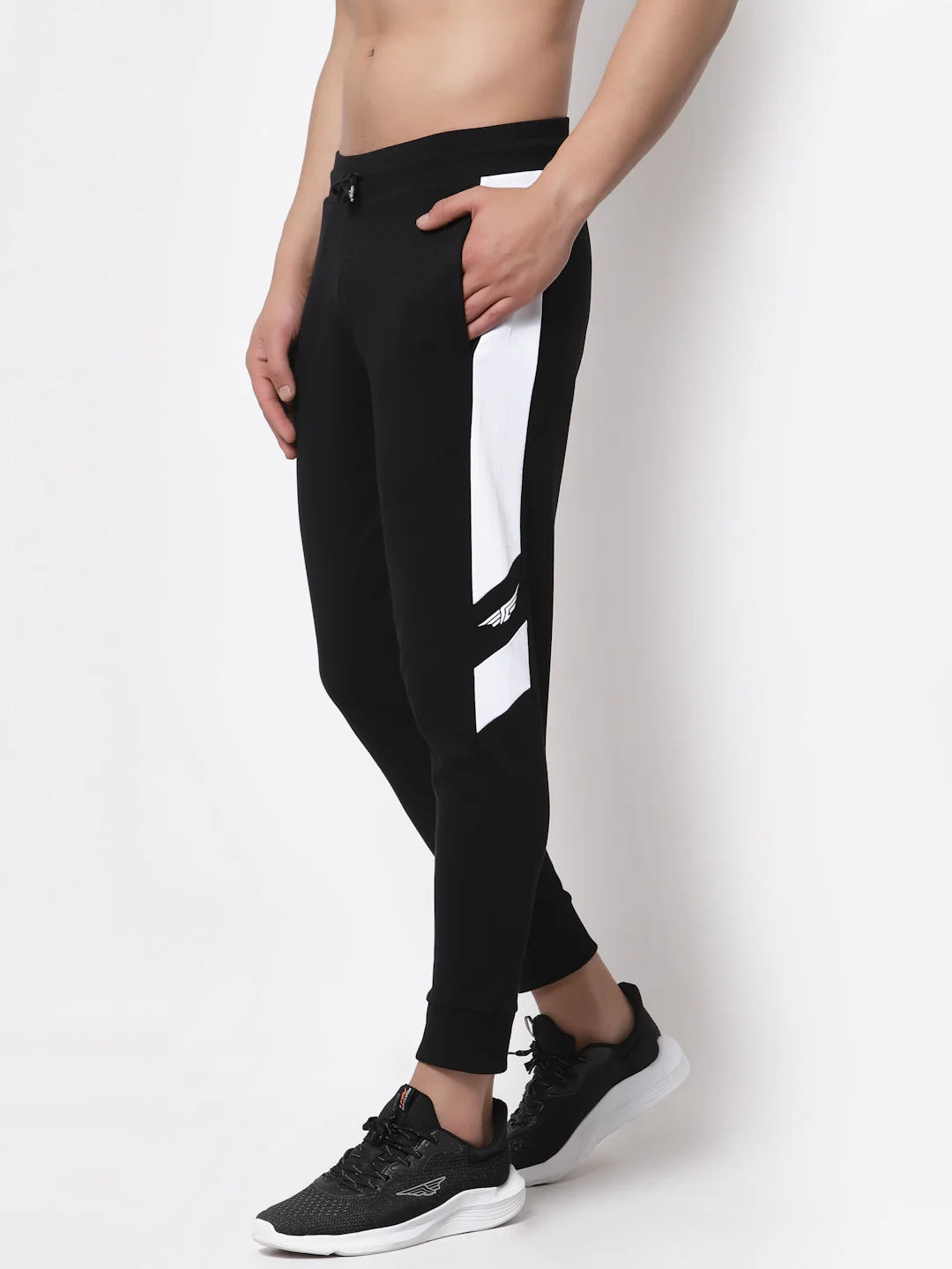 Men's Black Active wear Jogger - Image 3