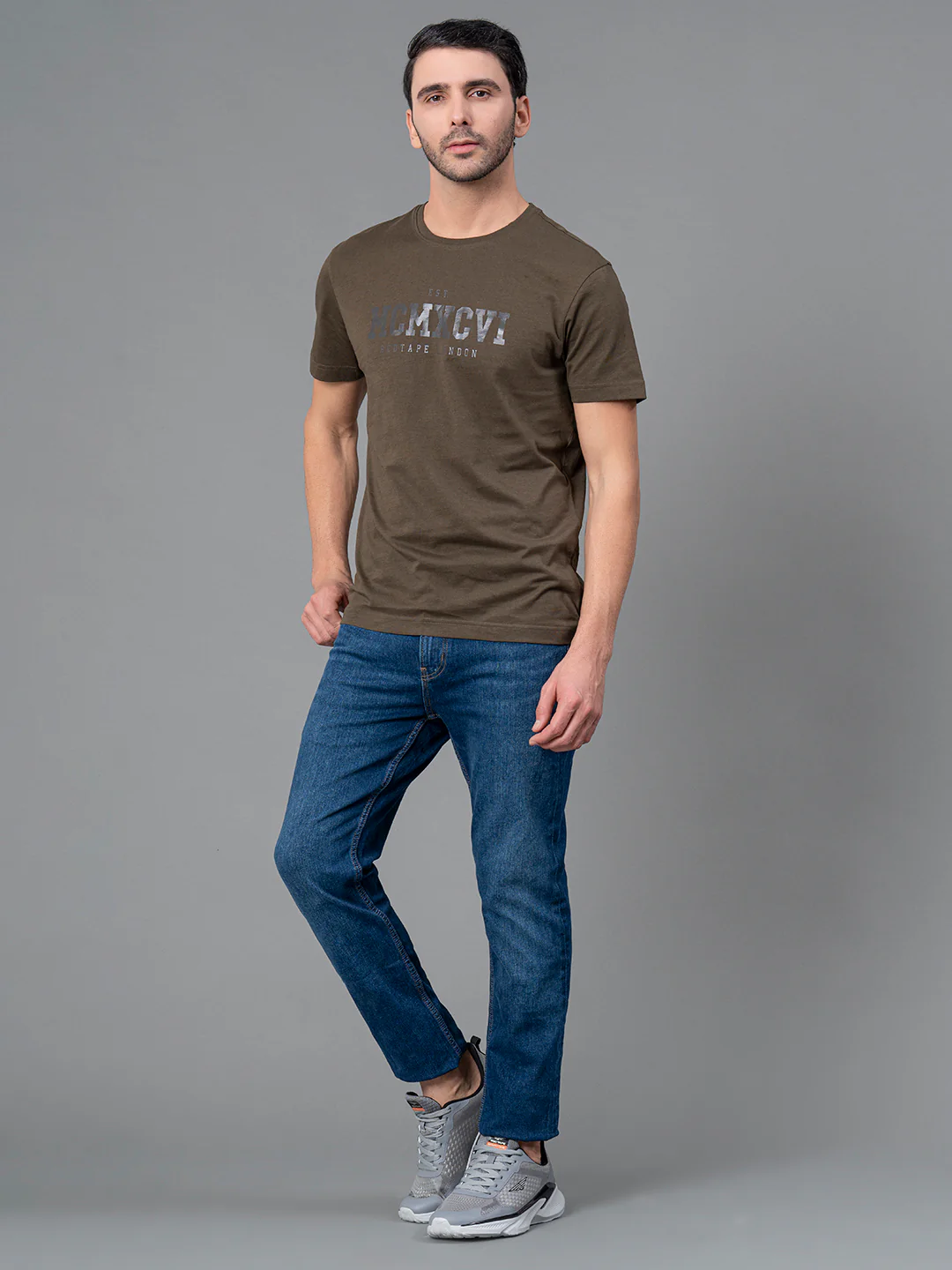 Mens Casual Round Neck Dark Olive T-Shirt - Image 6